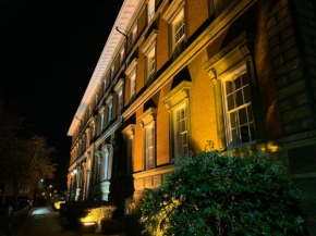 Betty's Minster View - Central with Free Parking